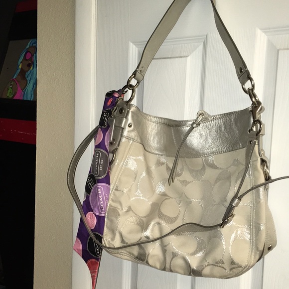 Coach Zoe hobo bag - Picture 4 of 7